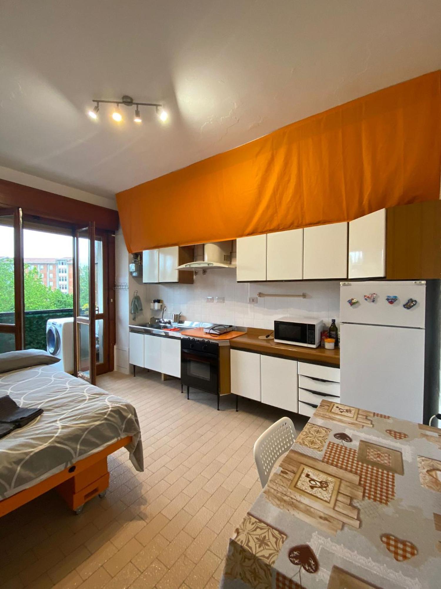 I Feel Orange Hotel Legnano Buitenkant foto